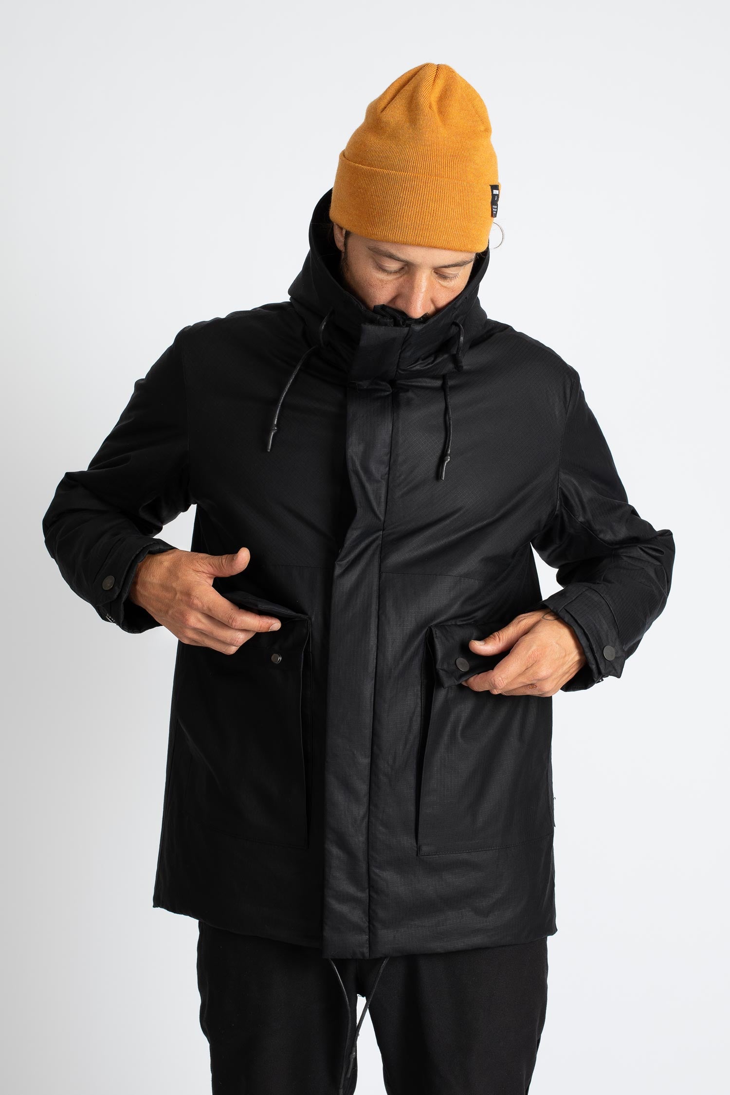 JECKYBENG-LIGHTWEIGHT-WINTERJACKET-08 deep-black