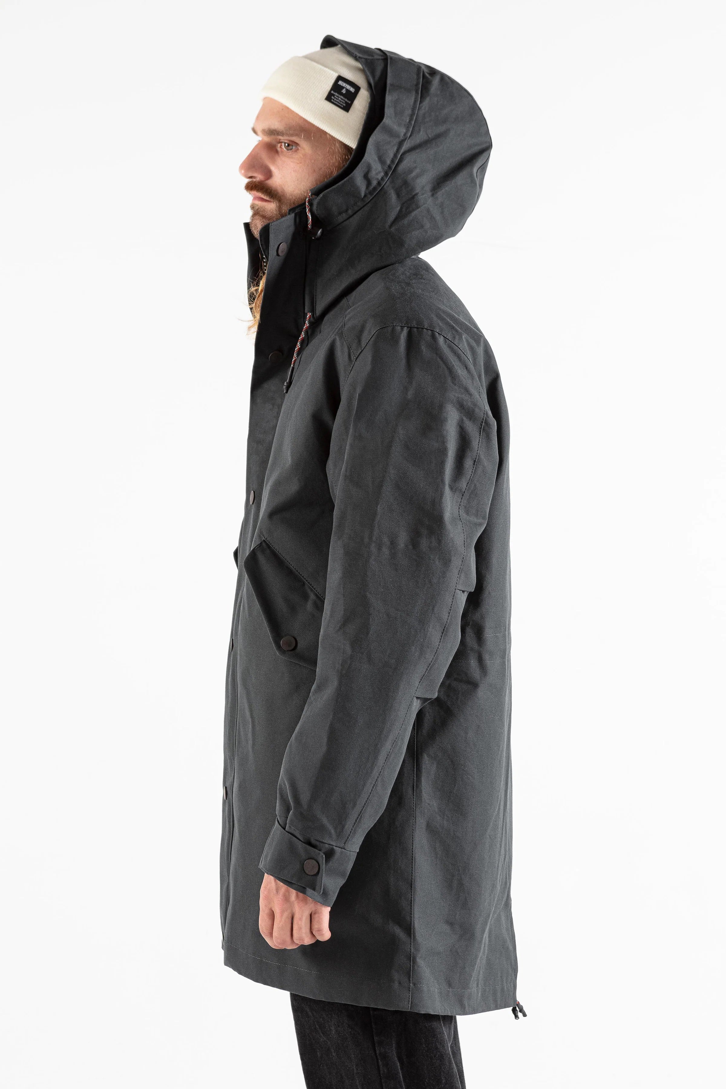 JECKYBENG-The-JACKET-2025-05-deep-ocean