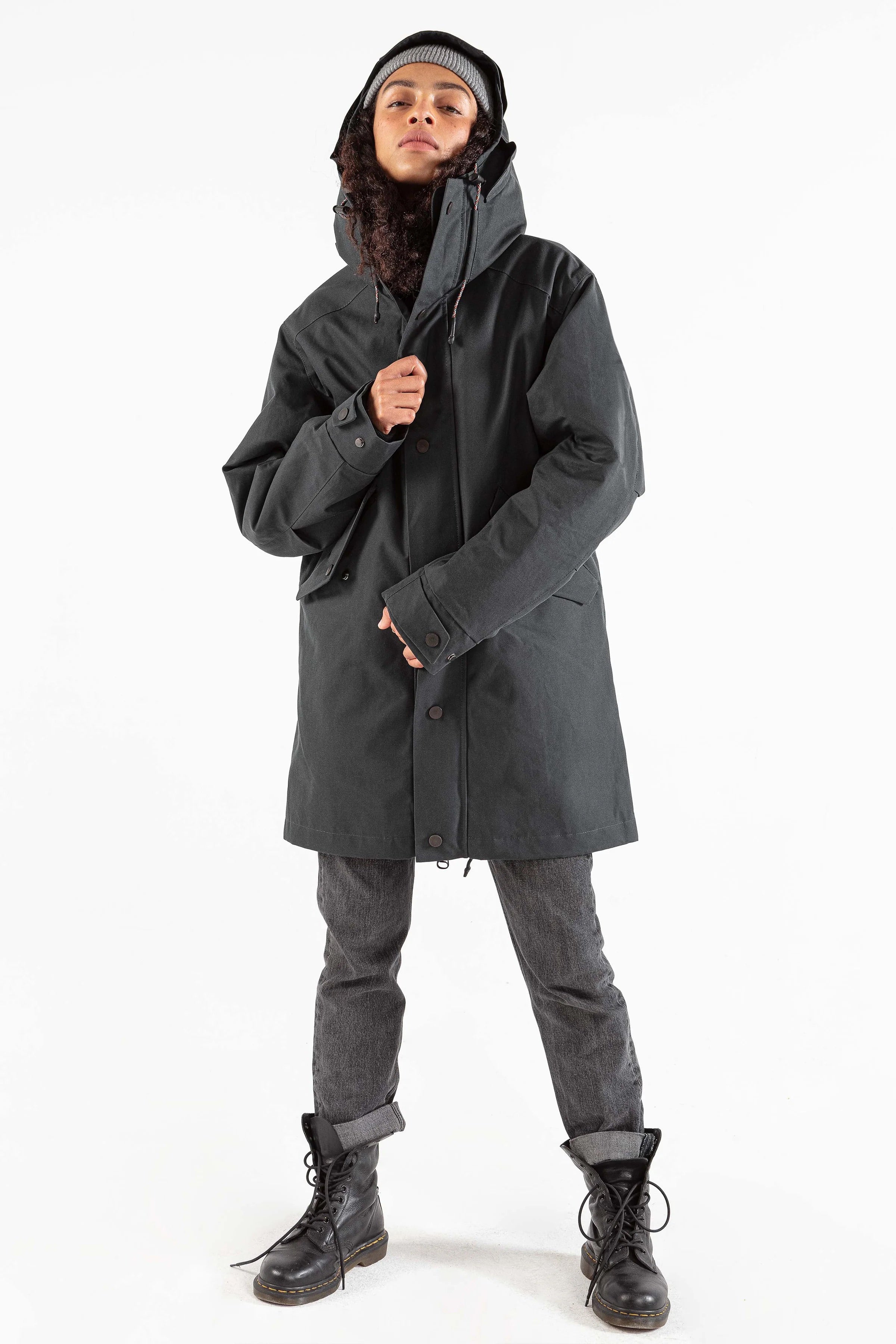 JECKYBENG-The-JACKET-2025-10-deep-ocean_1