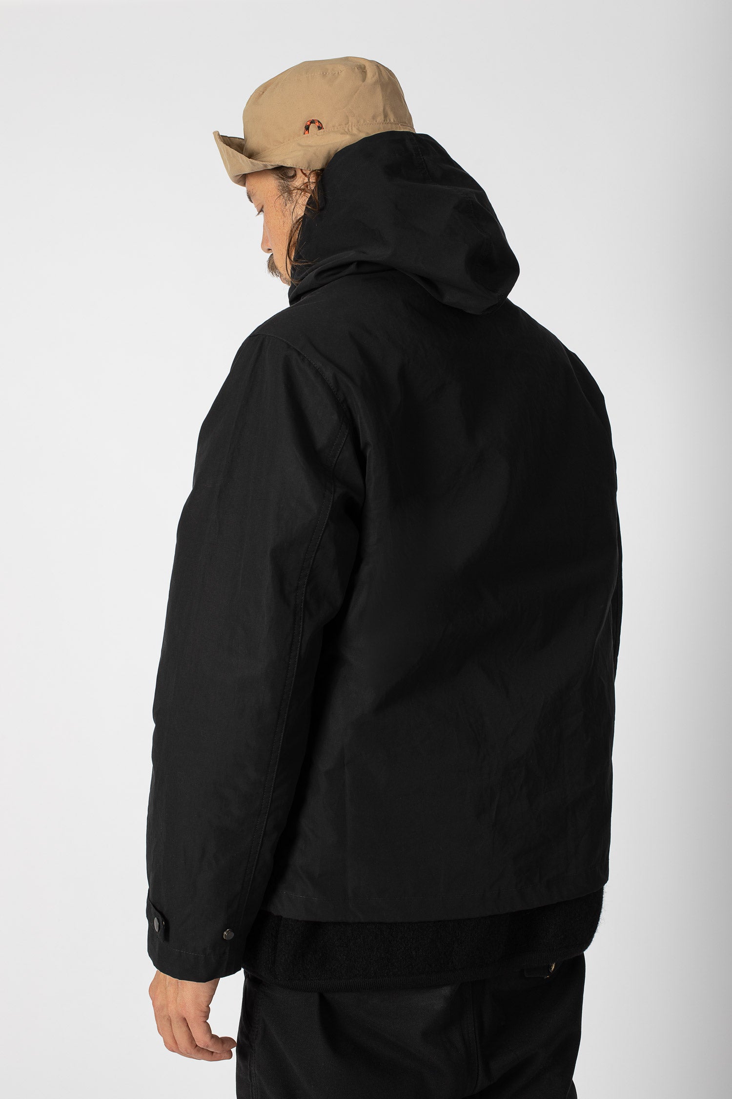 JECKYBENG-The-TRAVELLER-JACKET-09 deep-black