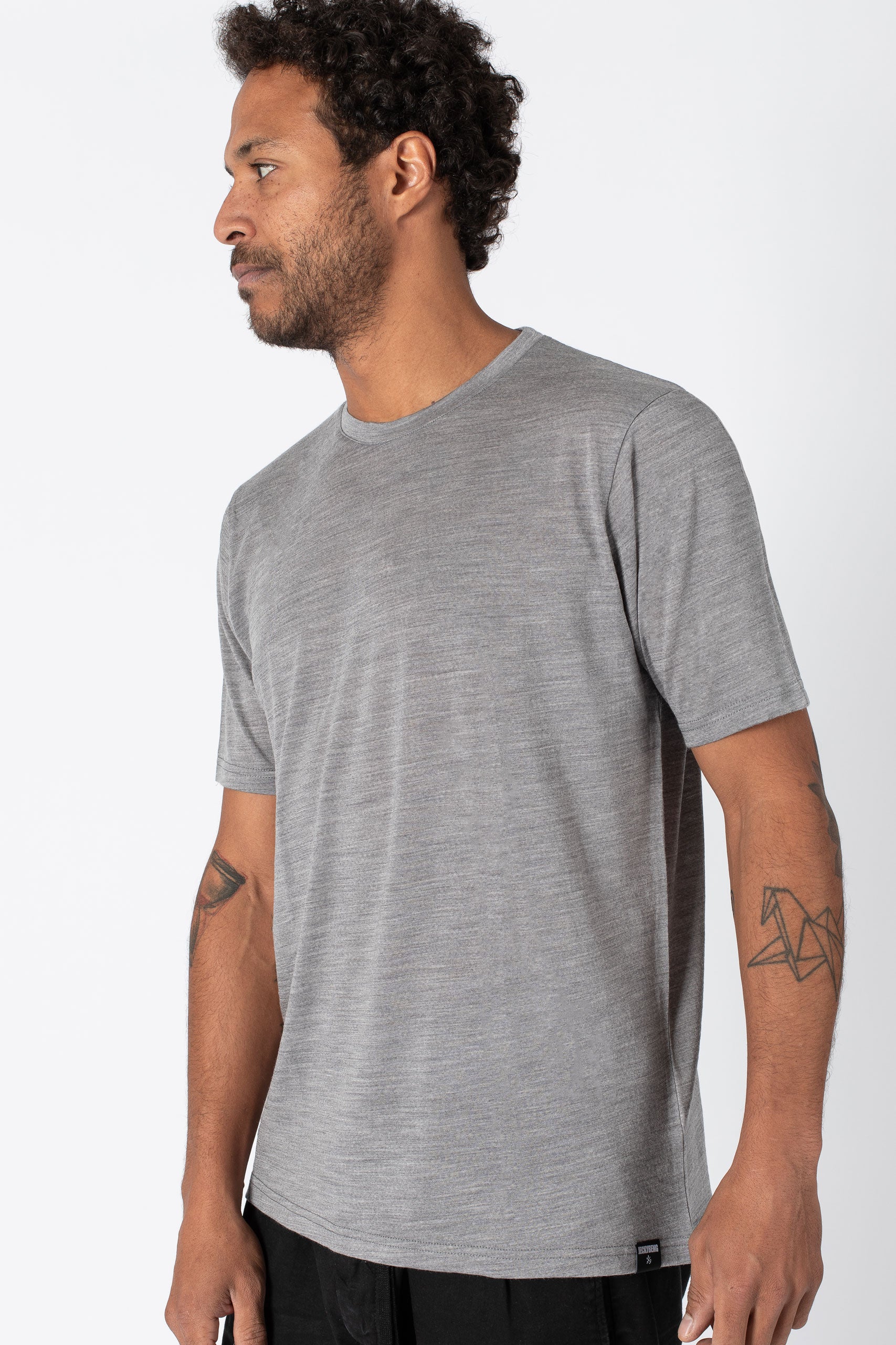 Jeckybeng-the-merino-t-shirt-grey-melange_00006_e4fab6a4-f0fc-4341-ad96-991188878d4a