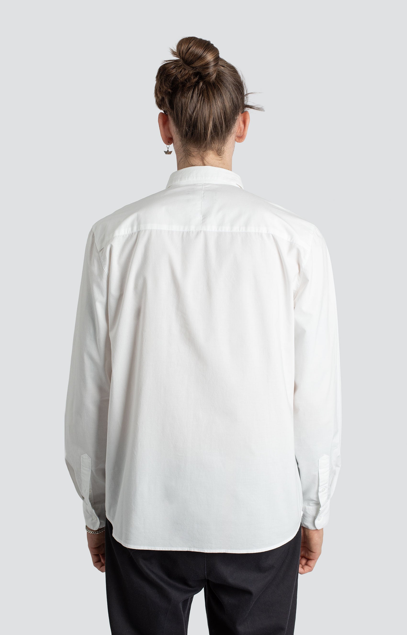 jeckybeng-shirt-white-web-back-001