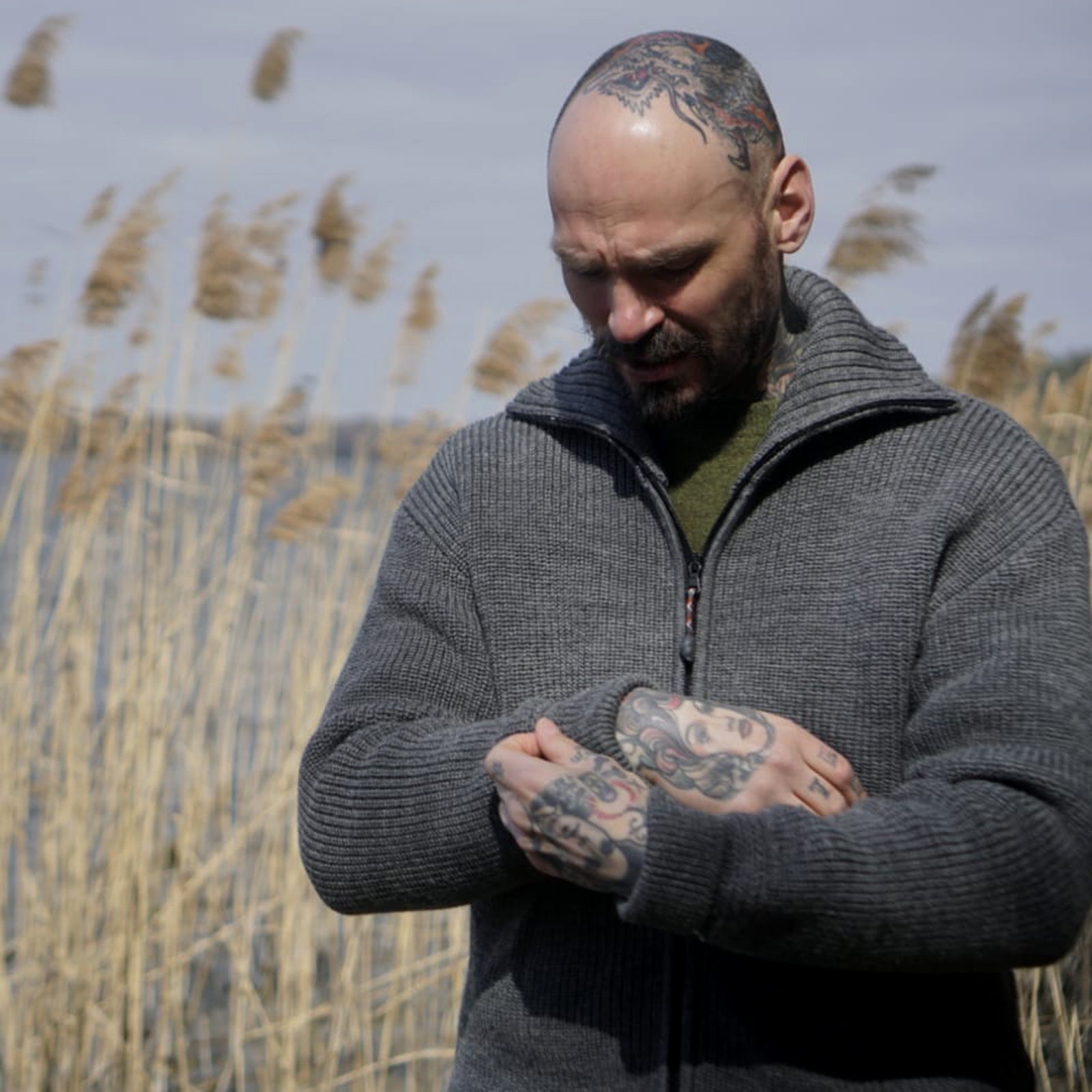 The MERINO ZIP TROYER