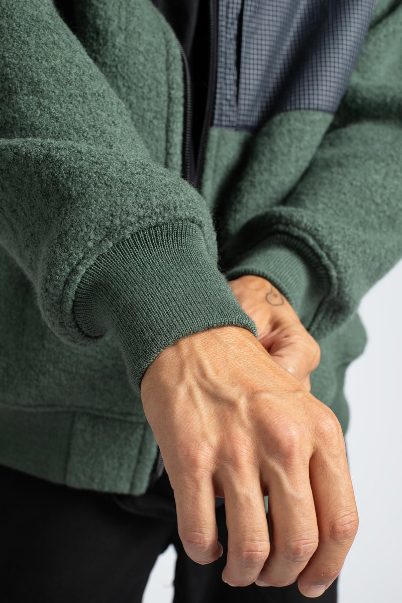 The NATURAL WOOLFLEECE JACKET - olive green