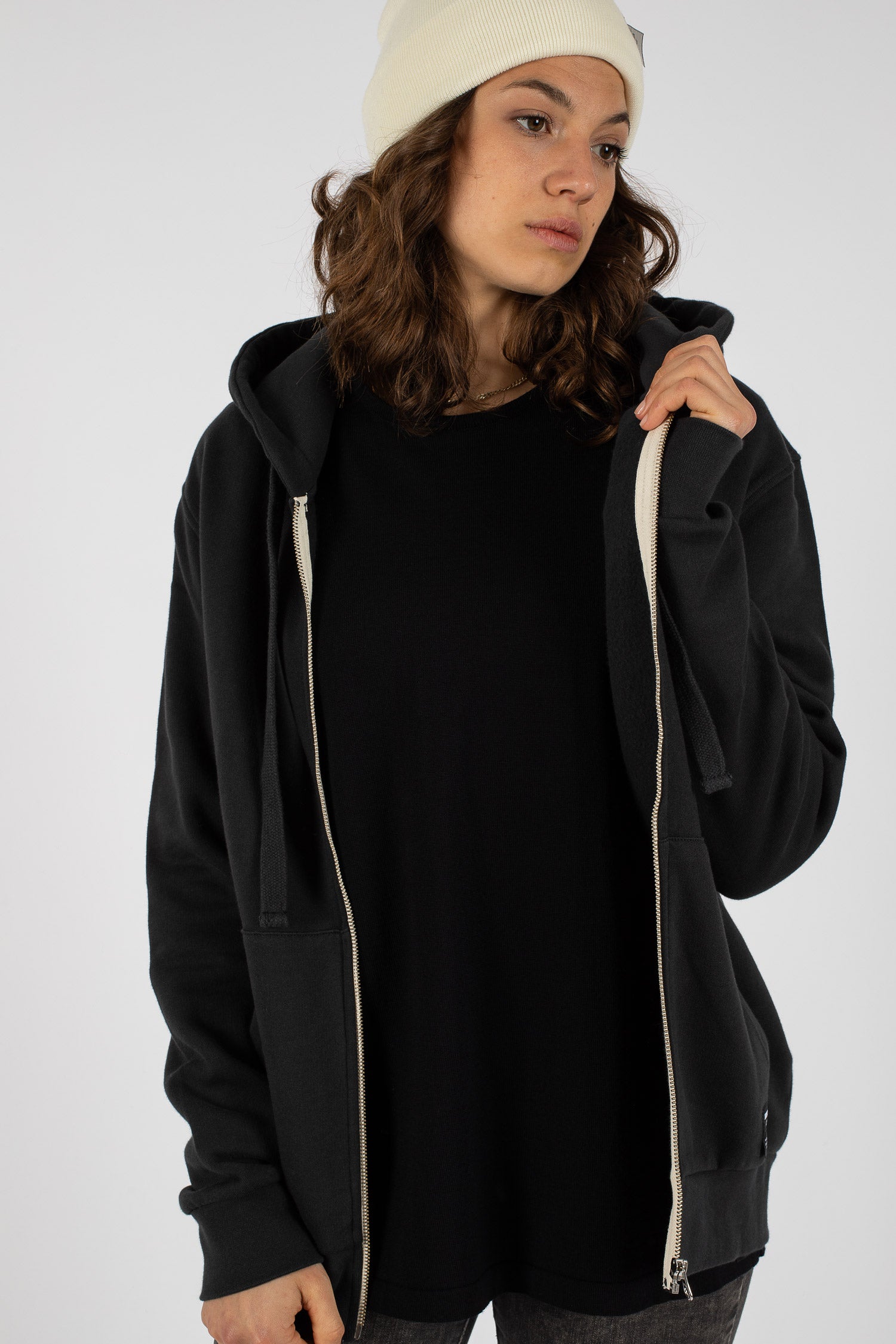 The SURFER ZIP-HOODIE