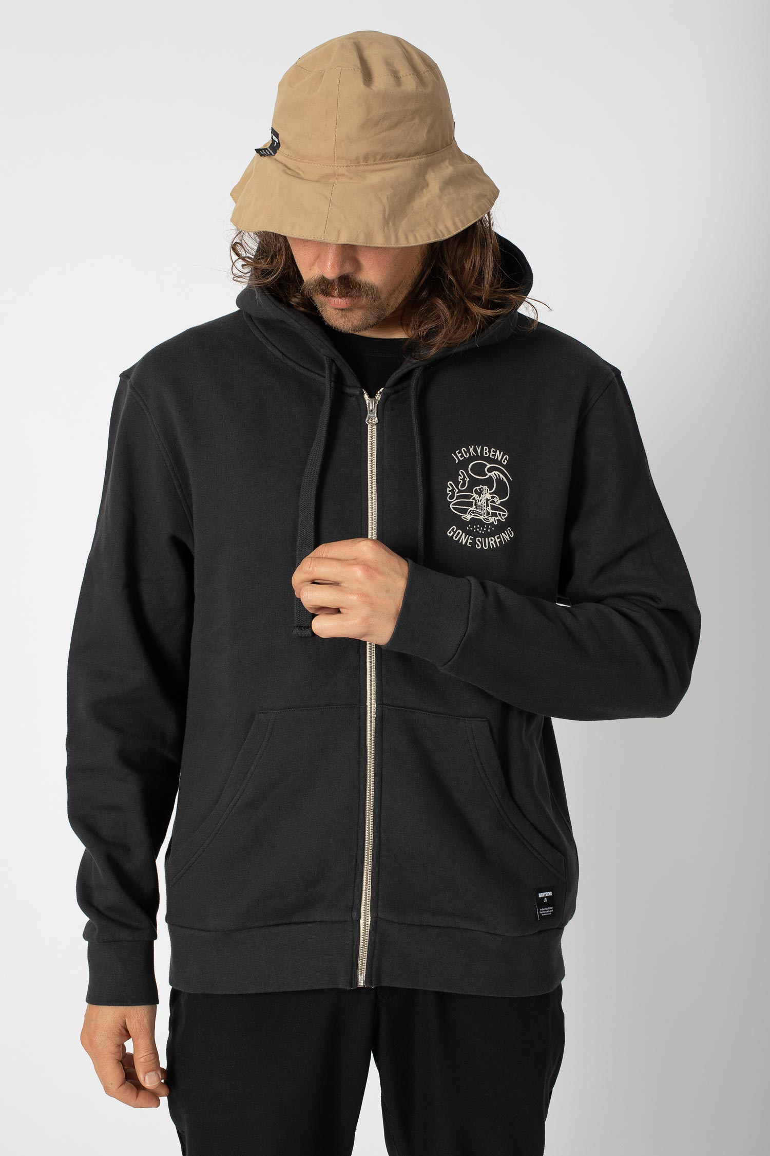 The SURFER ZIP-HOODIE