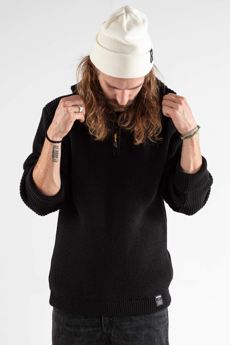 The MERINO TROYER - black