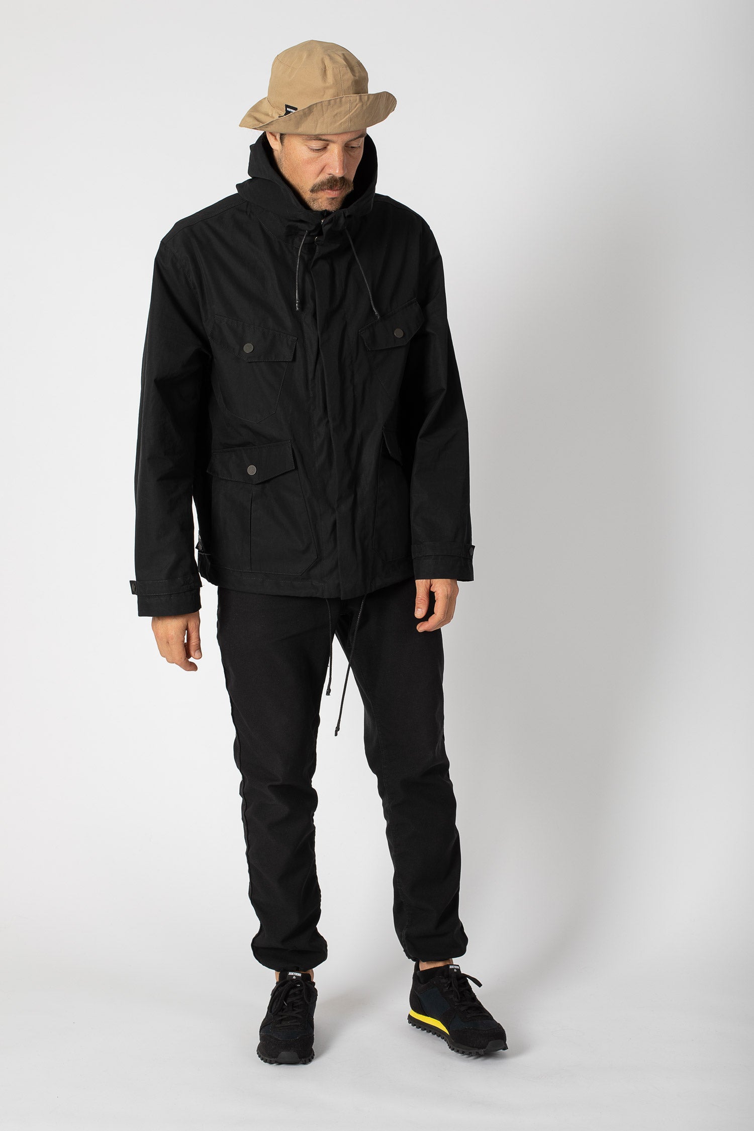 JECKYBENG-The-TRAVELLER-JACKET-12 deep black