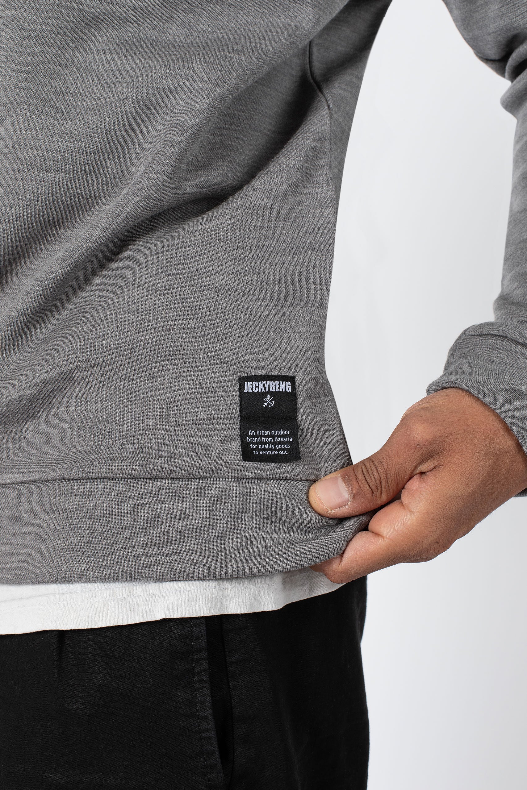 Jeckybeng-the-merino-sweater-grey-melange_00016