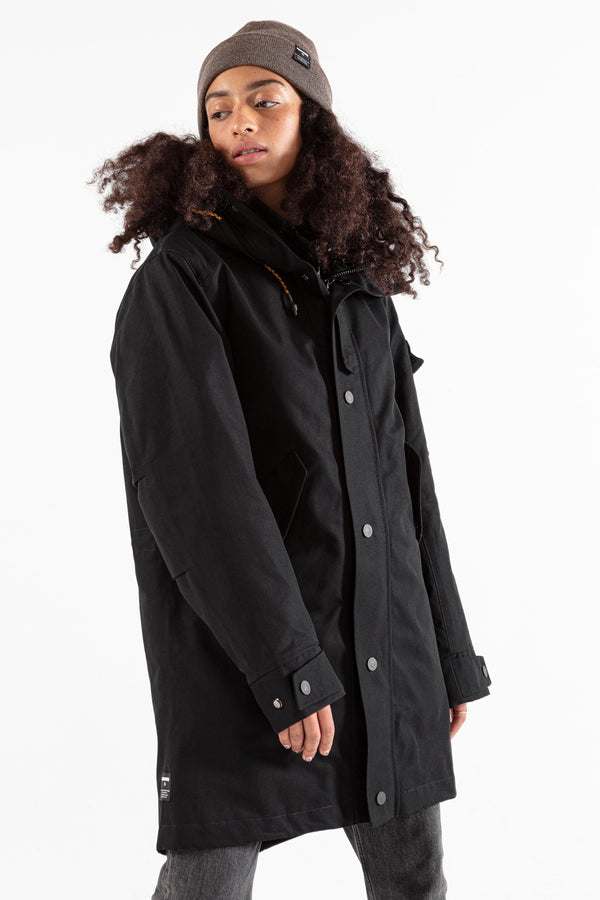 The JACKET deep black