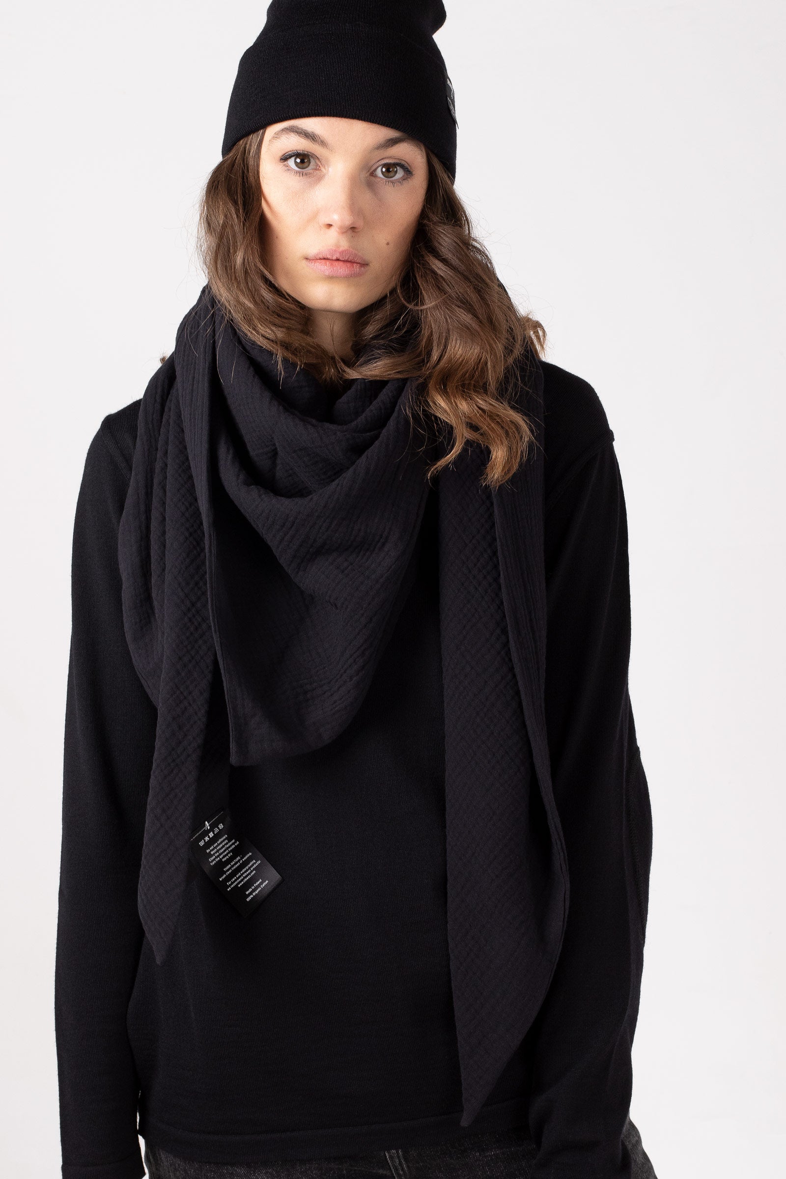 JECKYBENG-The-SCARF-04 midnight-black