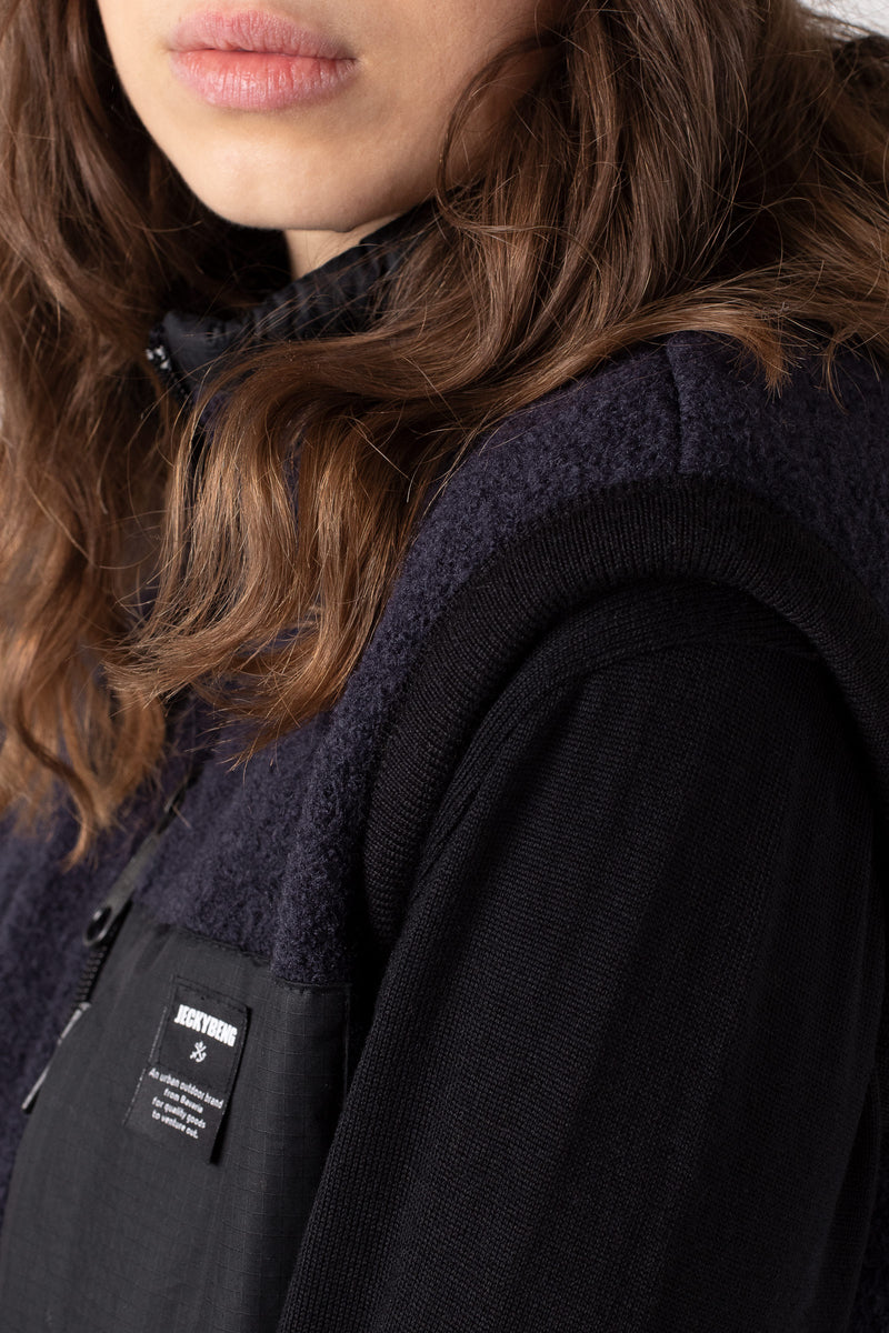 THE NATURAL WOOLFLEECE VEST